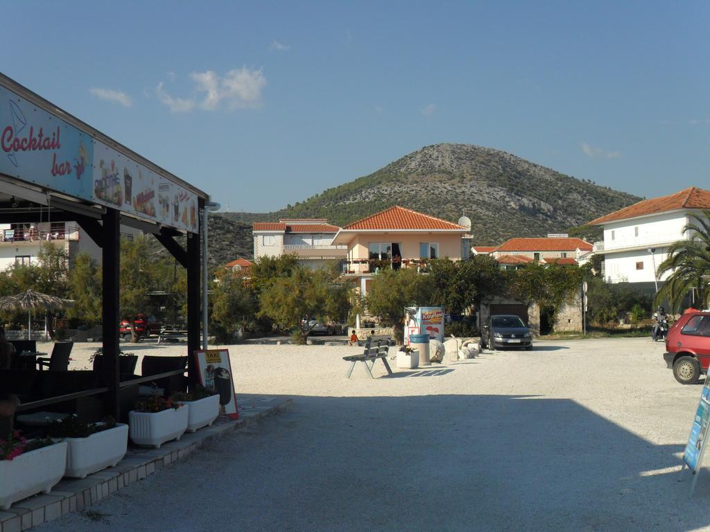 Apartments Vukman Seget Vranjica Exterior foto
